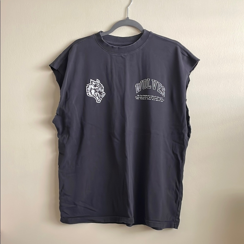 Darc Sport Ohana Gray Sleeveless Graphic Tee